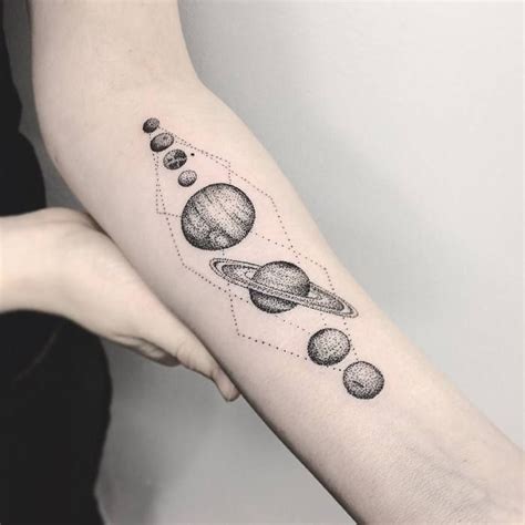 Dotwork Solar System Tattoo by laurenshawtattoo Detailliertes Tattoo, Tatoo Henna, Galaxy Tattoo ...