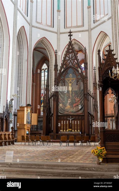 Interior view of the cathedral of Schwerin Stock Photo - Alamy