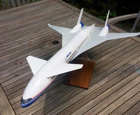 Pacmin Boeing Sonic Cruiser 1/100th scale desk top model | #1936458121