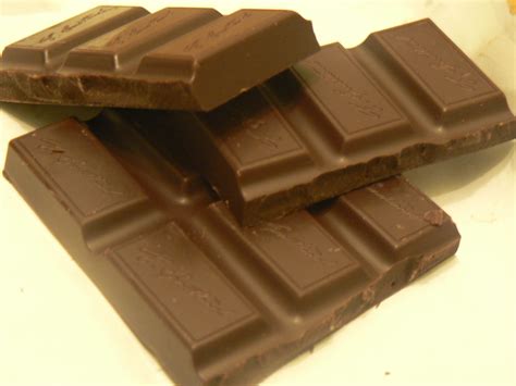 File:Bar of Guittard chocolate.jpg