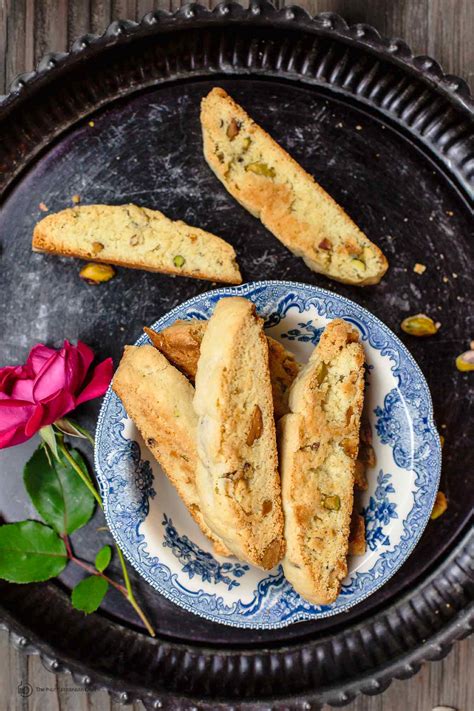 Easy Biscotti Recipe (How to Make Biscotti) | The Mediterranean Dish