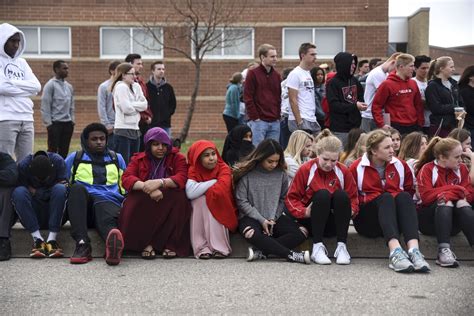 Willmar Senior High School mock crash - West Central Tribune | News ...