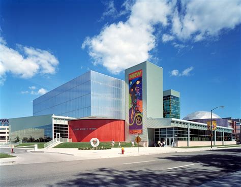 Michigan Science Center - Neumann/Smith Architecture