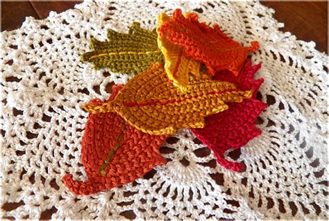 Art Threads: Monday Project - Crocheted Fall Leaves