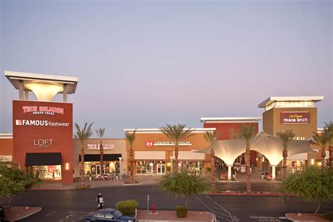 Shopping for Bargains at Las Vegas Outlet Centers