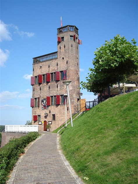 Nijmegen, Gelderland. | Nederland, Landschappen, Stad