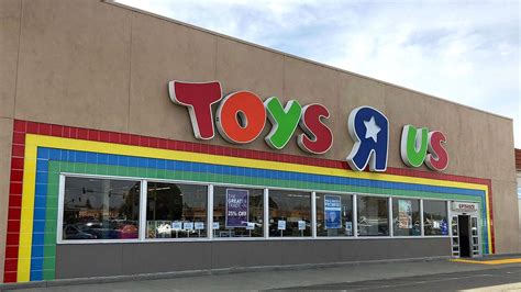 Anonymous man buys $1 million worth of Toys 'R' Us inventory | 6abc.com