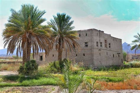 Beautiful traditional house, Oman | Traditional house, Natural ...