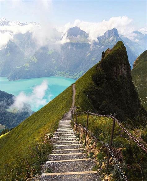 Lake Lucerne, Switzerland 🇨🇭 ⠀ ⠀ 📸 Photos : @doeeme Lucerne Switzerland, Switzerland Travel ...