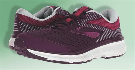 The 3 Best Running Shoes for Flat Feet