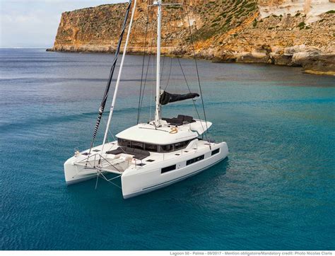 Catamaran Charter, Lagoon 50: EXTRA NAUTI IN BVI