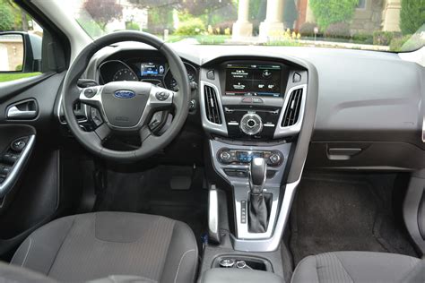 2012 Ford Focus - Interior Pictures - CarGurus