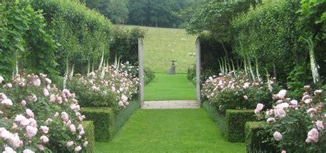 Slideshow - Pashley Manor Gardens