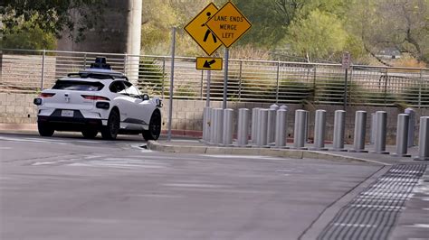 Waymo launches curbside robotaxi pickup at Phoenix airport