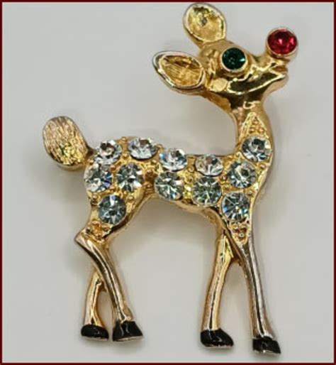 Collect and Display Vintage Christmas Brooches - HubPages