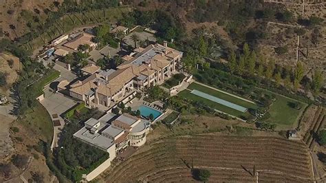 PHOTOS: Rent this $195 million Beverly Hills mansion for $475,000/month ...