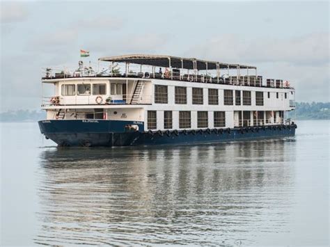 Lower Ganges river cruise in India | Responsible Travel