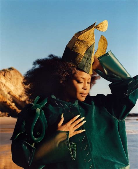 Erykah Badu opens up about exploring fashion, her work as a doula and ...