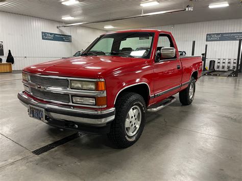 1994 Chevrolet Silverado 1500 | 4-Wheel Classics/Classic Car, Truck, and SUV Sales