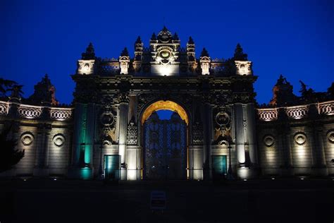 Dolmabahce Palace: History, Importance And Guide