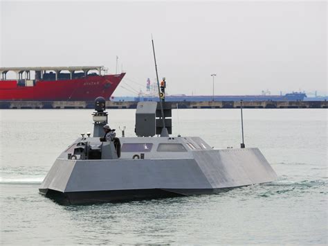 DEFENSE STUDIES: Singapore Navy Showcases Operational Variant of its Stealthy, High-Speed Naval ...