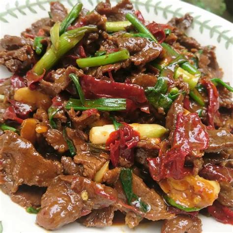 Resepi Daging Masak Halia (Sedap dan Cepat untuk Dimasak!)