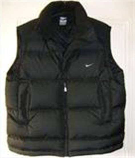 Nike Black Body Warmer (Mens) - HotUKDeals