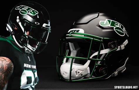 Stealth Mode: New York Jets to wear New All-Black Helmets for Three in 2022 – SportsLogos.Net News