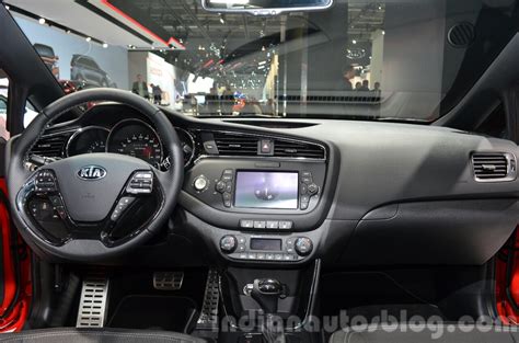 2016 Kia ceed GT dashboard interior at IAA 2015