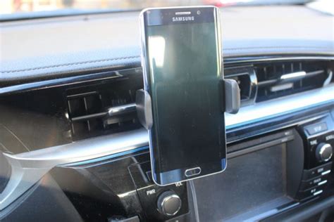 Kenu Airframe Wireless and Airbase Wireless car mounts review - The Gadgeteer