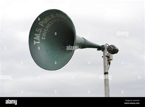 Speaker loud hailer hi-res stock photography and images - Alamy