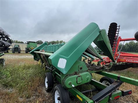 John Deere 1092 Corn and Row Crop headers