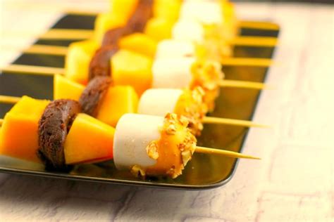 Rocky Road Melon Dessert Skewers – Dan330