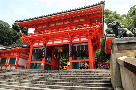 Yasaka Shrine Architecture Photos, Yasaka Shrine Yasaka Shrine Kyoto Images - Easy Tour China