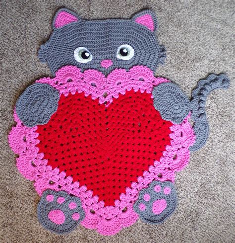 Lovely Crochet Cat rug | Etsy in 2020 | Crochet cat, Cat rug, Crochet