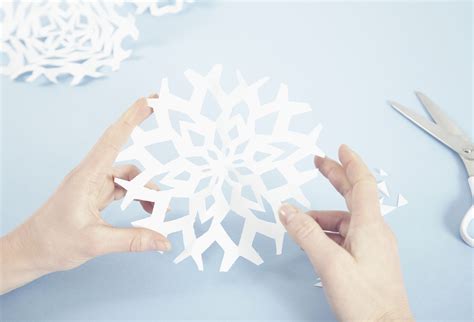9 Amazing Snowflake Templates and Patterns