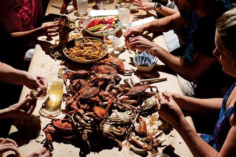 15 Absolutely Delicious Seafood Restaurants in DC - American Eats