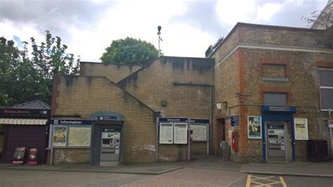 Map of Isleworth station, London