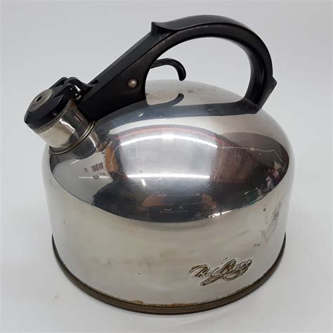 Vintage Revere Ware Whistling Tea Kettle – Florida Surplus Auctions Preview and Outlet