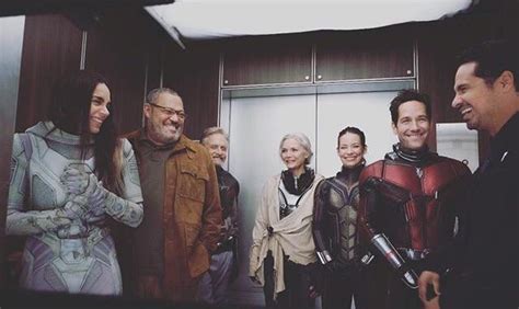 Behind-the-scenes image from Ant-Man & The Wasp. : r/marvelstudios