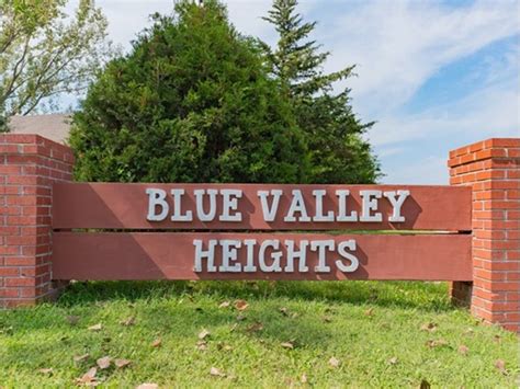 Blue Valley Heights, Stilwell KS - acre plus lots - Blue Valley Schools