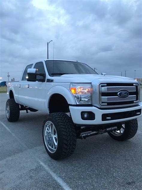 Absolutely flawless 2015 Ford F 250 PLATINUM lifted for sale