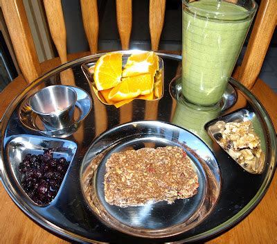 This Is Why You're Thin!: Raw Vegan Breakfast for Five