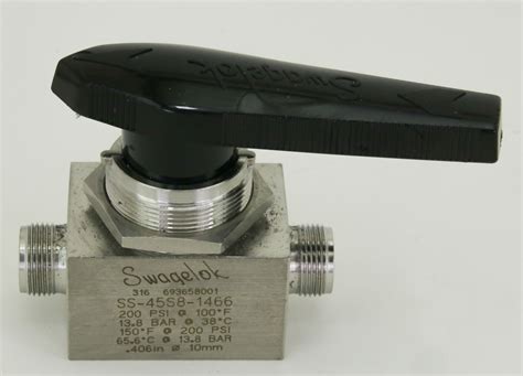 11590 SWAGELOK 40 SERIES BALL VALVE, 12 CV, 1/2" SS-45S8-1466 - J316Gallery