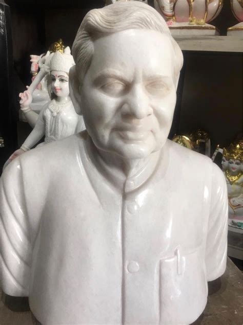 White Atal Bihari Vajpayee Statue at Rs 25000 in Makrana | ID: 20222349248