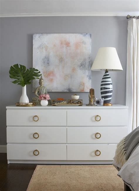 Easy Tips for Decorating Your Dresser Top