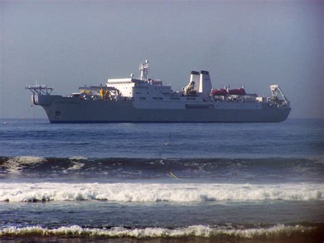 File:Cable Ship - Global Sentinal - Tyco Telecom.JPG - Wikimedia Commons