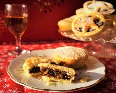 Buttery & sweet shortcrust pastry: as easy as (mince) pie – Moorlands Eater