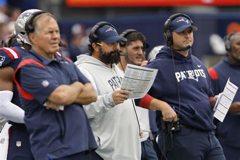 Bill Belichick won’t call Matt Patricia Patriots play-caller, encourages reporters to take notes ...