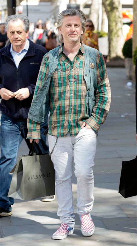 PAUL ON THE RUN: Ringo Starr and son Jason Starkey seen shopping in Chelsea